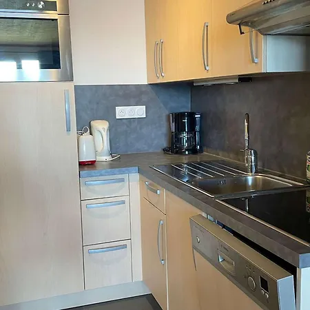 Apartment 2 Pieces 6 Pers Avec Balcon Sud, Proche Tele-siege Et Commerces A L'alpe D'huez - Fr-1-405-3 Alpe d'Huez