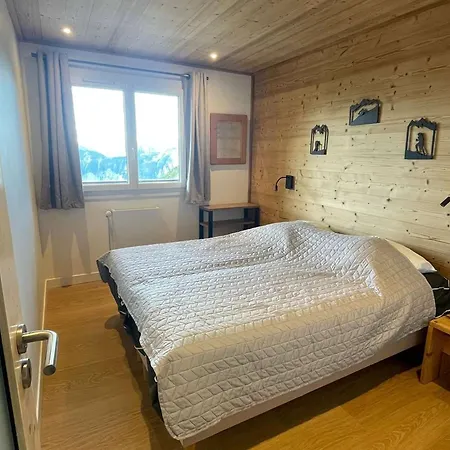 2 Pieces 6 Pers Avec Balcon Sud, Proche Tele-siege Et Commerces A L'alpe D'huez - Fr-1-405-3 *